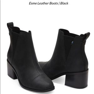 Tom’s black leather women’s esme boots